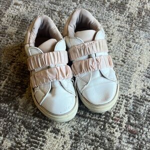 River Island White and Pink Sneakers with Sporty Silhouette